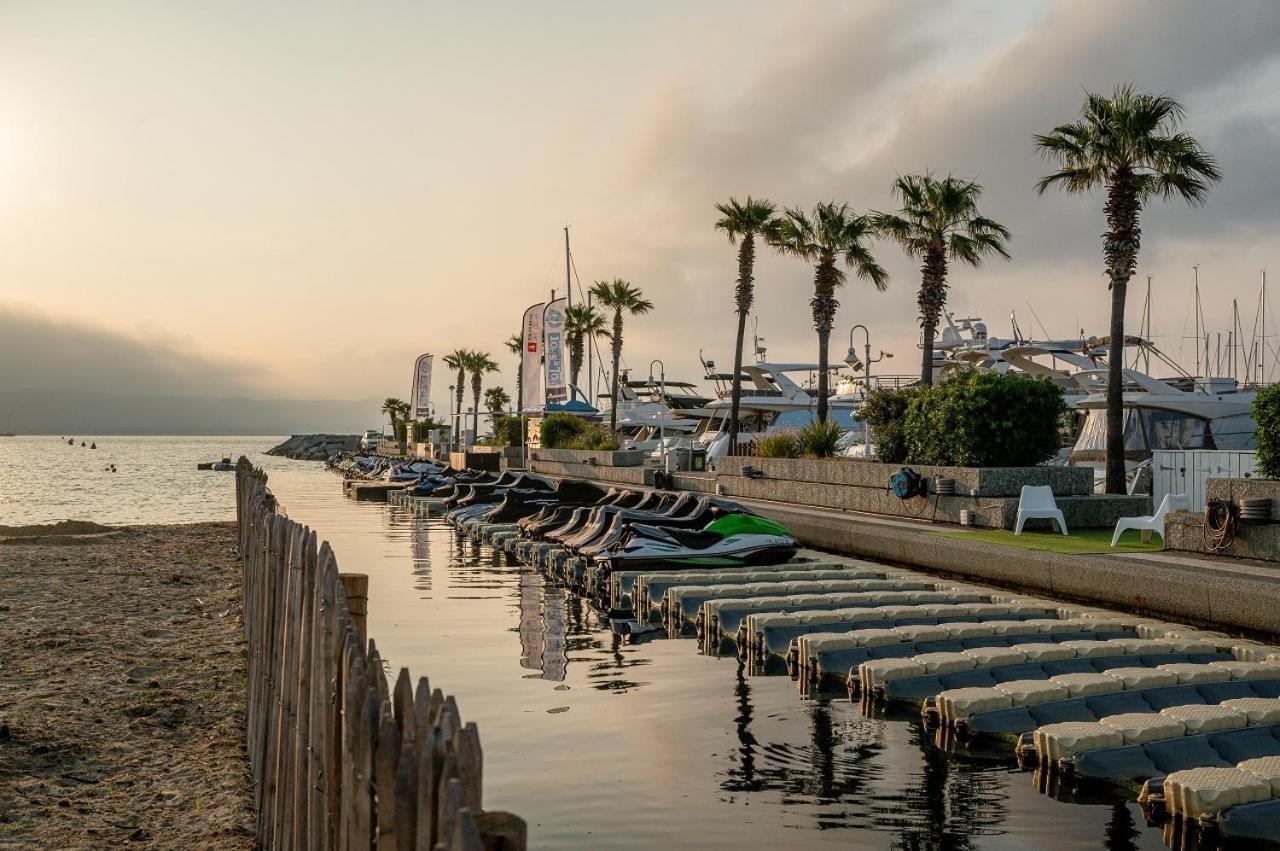 Hotel La Menado Cavalaire-sur-Mer Dış mekan fotoğraf