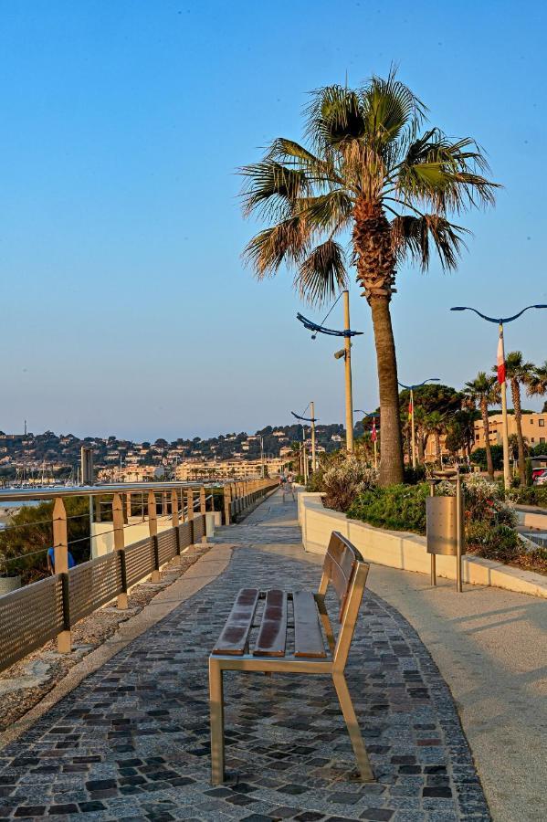 Hotel La Menado Cavalaire-sur-Mer Dış mekan fotoğraf